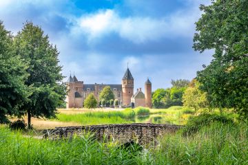 Kasteel Westhove in het ochtendlicht