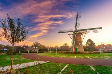 De molen van Domburg ontwaakt